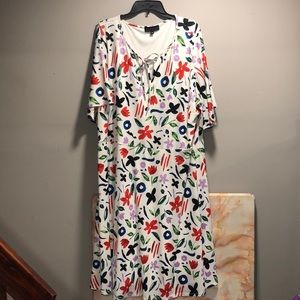 Eloquii Beautiful White Floral Dress